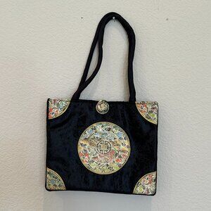 Chinese Style Purse (Black & Gold)